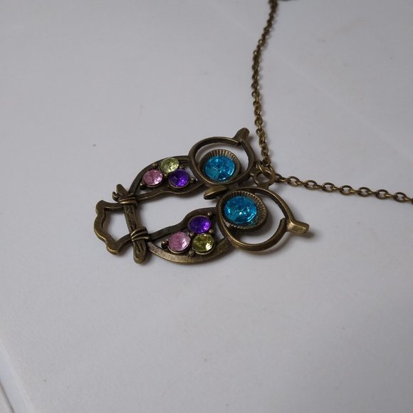 Colorful Owl Necklace - Picture 4 of 13